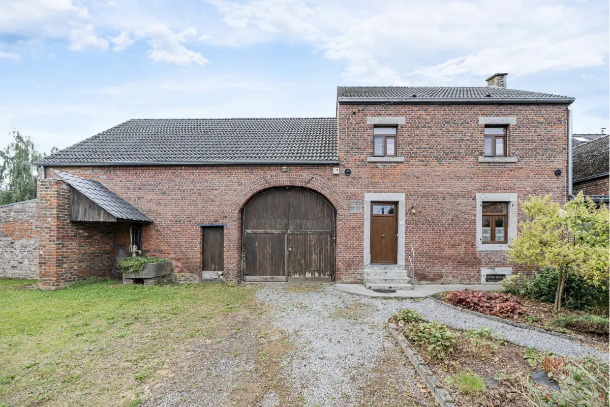 Maison à vendre à Avin 4280 375000.00€ 4 chambres 154.00m² - annonce 595491