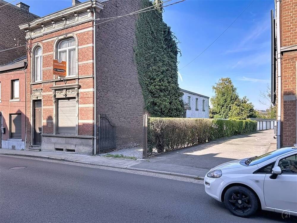 Maison à vendre à Vaux-sous-Chèvremont 4051 249000.00€ 5 chambres 264.00m² - annonce 596019