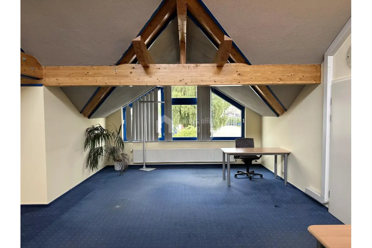 Commerce à louer à Saint-Vith 4780 1100.00€  chambres 85.00m² - annonce 596839