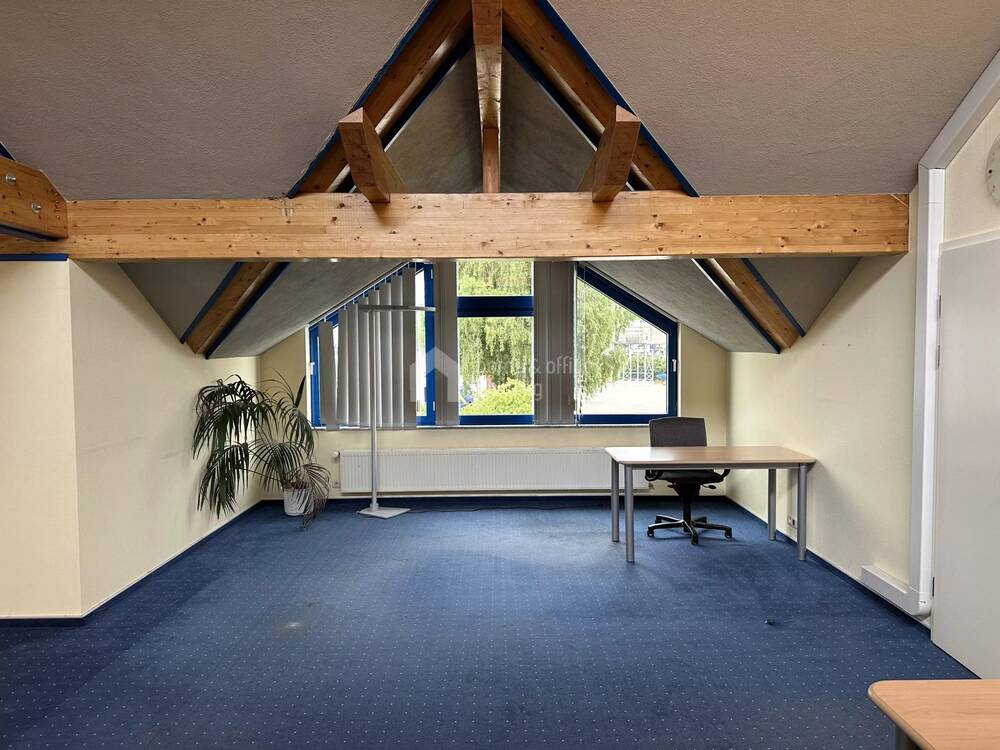Commerce à louer à Saint-Vith 4780 1100.00€ chambres 107.82m² - annonce 596839