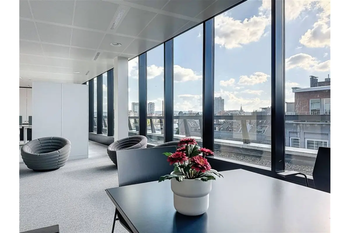 Commerce à louer à Liège 4000 2920.00€  chambres 200.00m² - annonce 599172