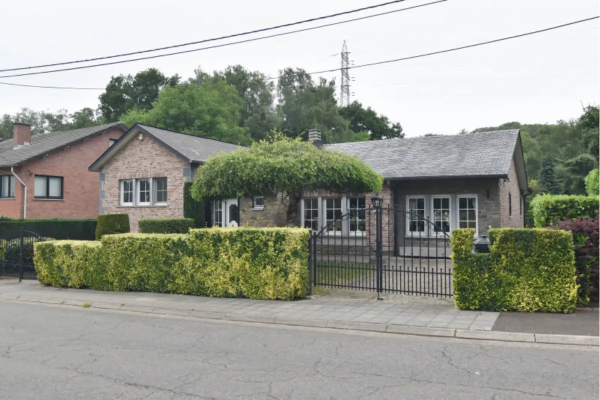 Maison à vendre à Vaux-sous-Chèvremont 4051 405000.00€ 3 chambres 173.00m² - annonce 599185