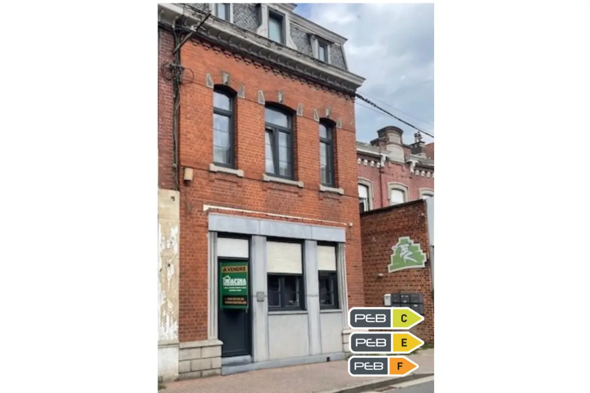 Immeuble de rapport - Immeuble à appartement à  à Amay 4540 329000.00€ 4 chambres 240.00m² - annonce 599941