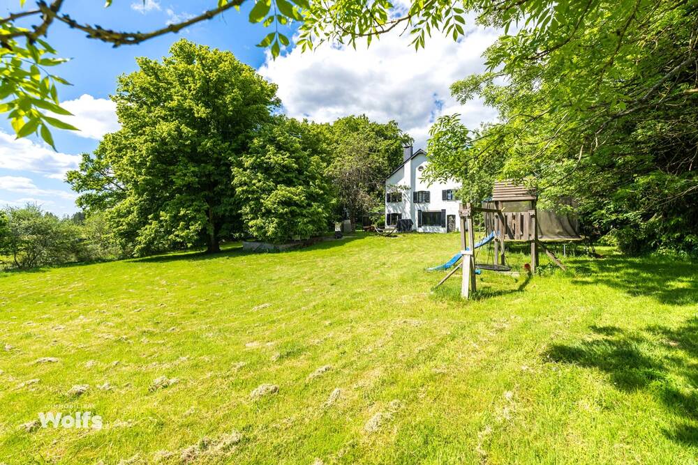 Commerce à à Malmedy 4960 775000.00€ chambres 353.00m² - annonce 600982