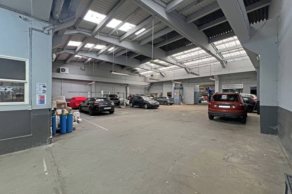 Commerce à vendre à Liège 4000 950000.00€ chambres 1641.00m² - annonce 600642