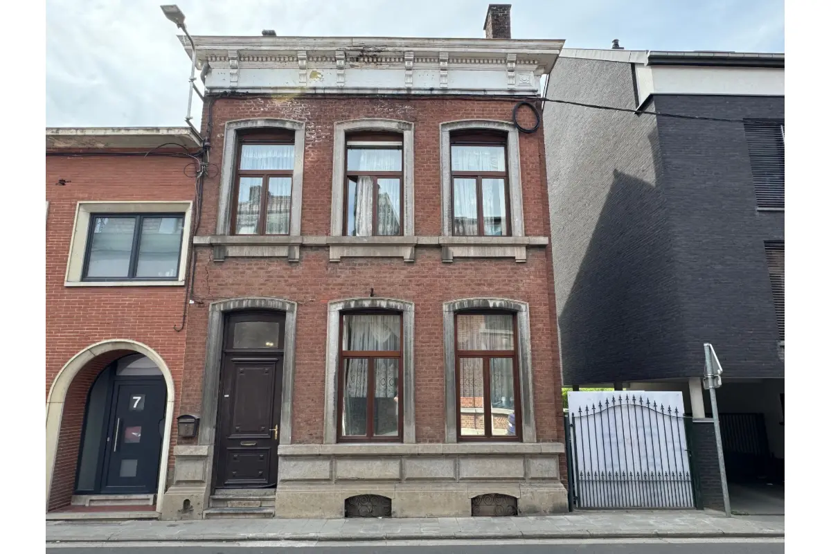 Maison à vendre à Vaux-sous-Chèvremont 4051 350000.00€ 6 chambres m² - annonce 601949