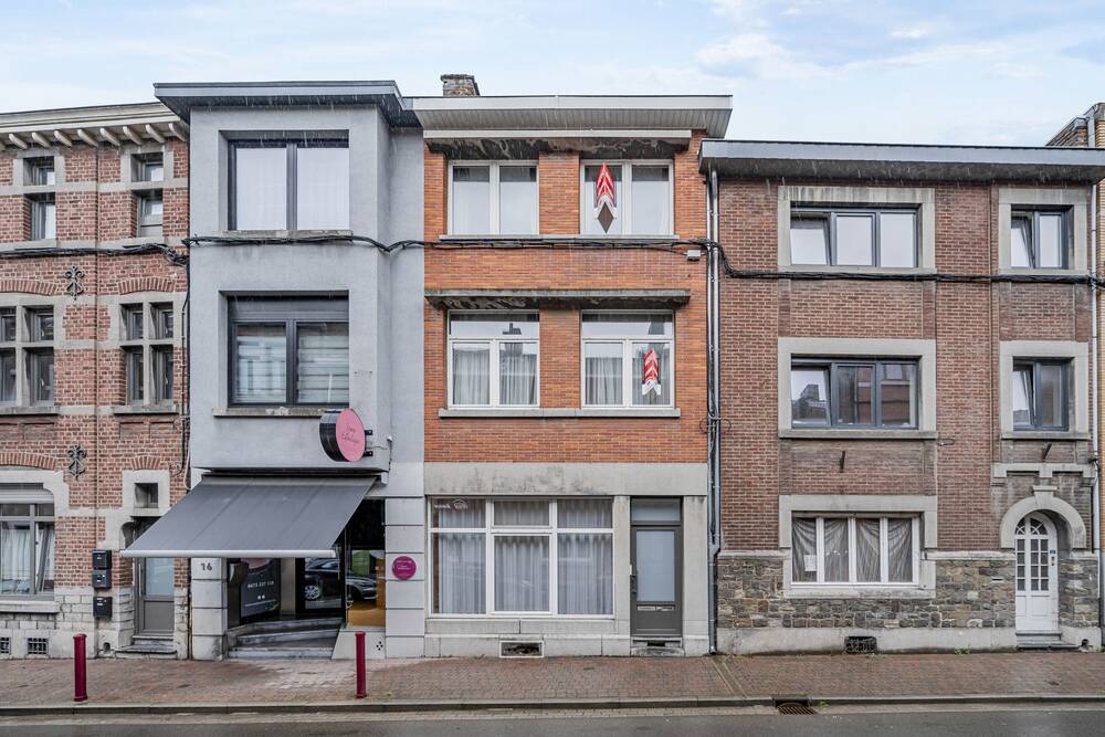 Immeuble de rapport - Immeuble à appartement à à Visé 4600 250000.00€ 3 chambres 147.00m² - annonce 603531
