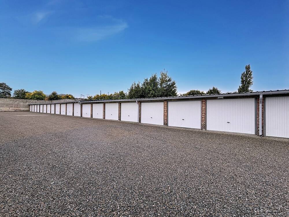 Parking / garage à louer à Herstal 4040 90.00€ chambres m² - annonce 603363