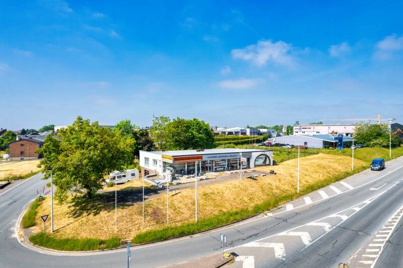 Commerce à à Flémalle-Haute 4400 890000.00€ 4 chambres 500.00m² - annonce 603469