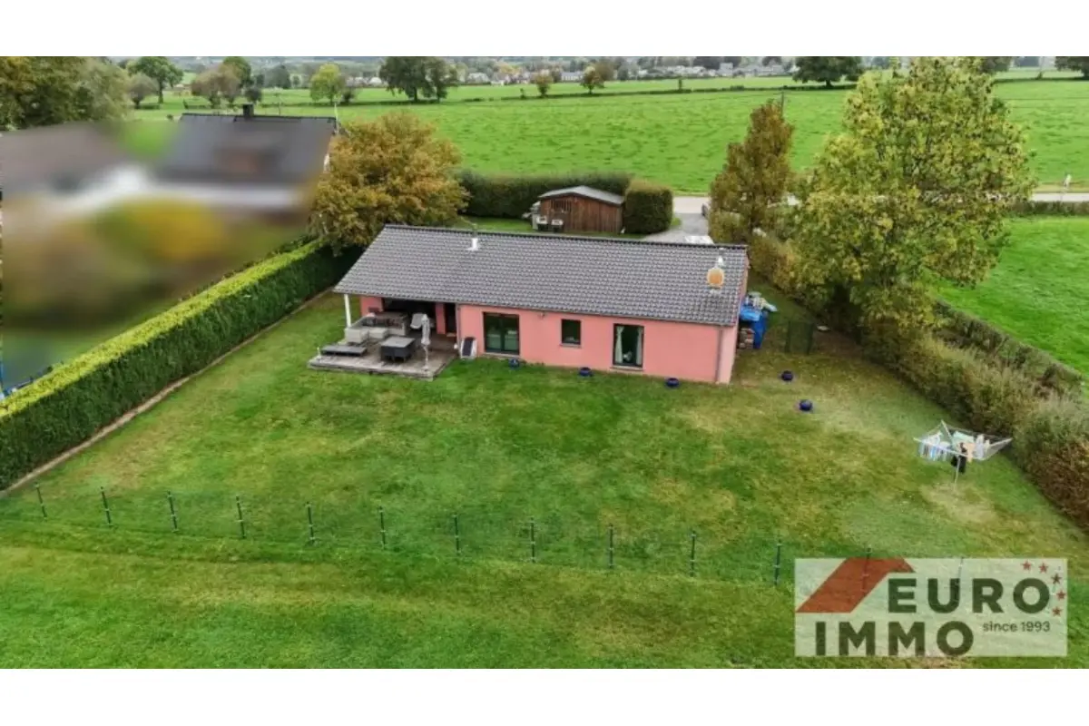 Bungalow à vendre à Walhorn 4711 450000.00€ 3 chambres 150.00m² - annonce 604499