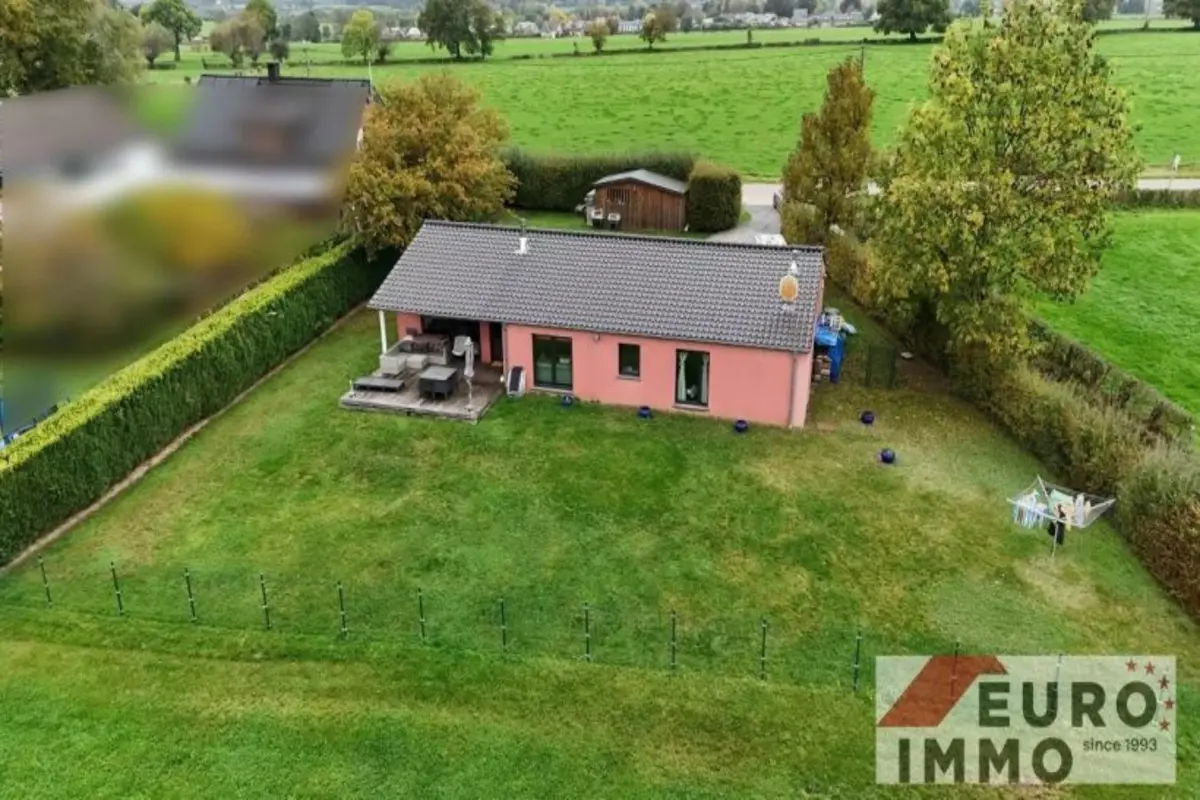 Bungalow à vendre à Walhorn 4711 450000.00€ 3 chambres 150.00m² - annonce 604499