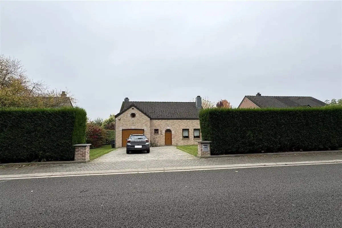 Villa à vendre à Alleur 4432 395000.00€ 3 chambres 166.00m² - annonce 605499