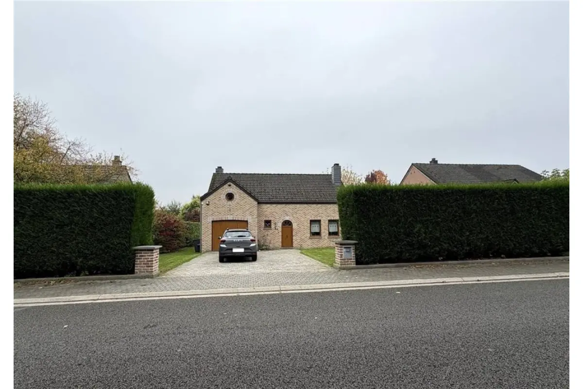 Villa à vendre à Alleur 4432 395000.00€ 3 chambres 166.00m² - annonce 605499