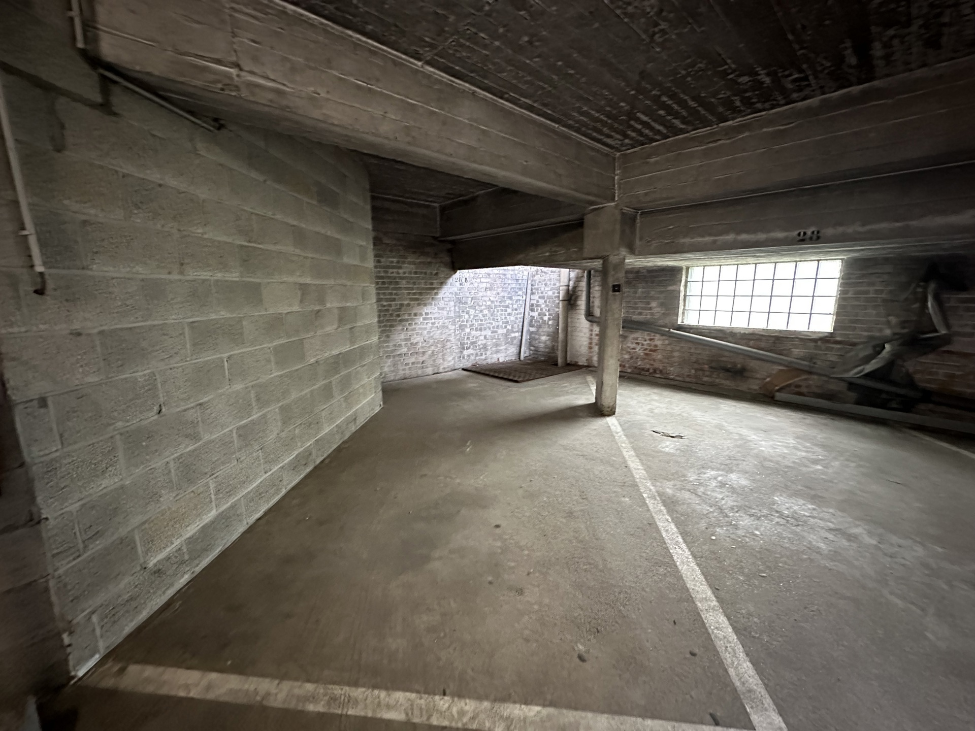 Parking / garage à louer à Liège 4000 100.00€  chambres m² - annonce 605571