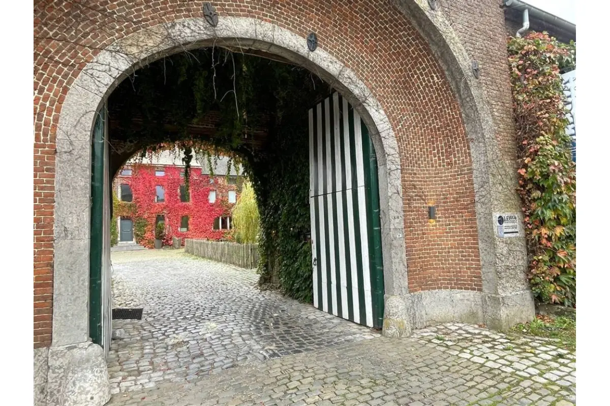 Commerce à louer à Bertrée 4280 800.00€  chambres 60.00m² - annonce 606670