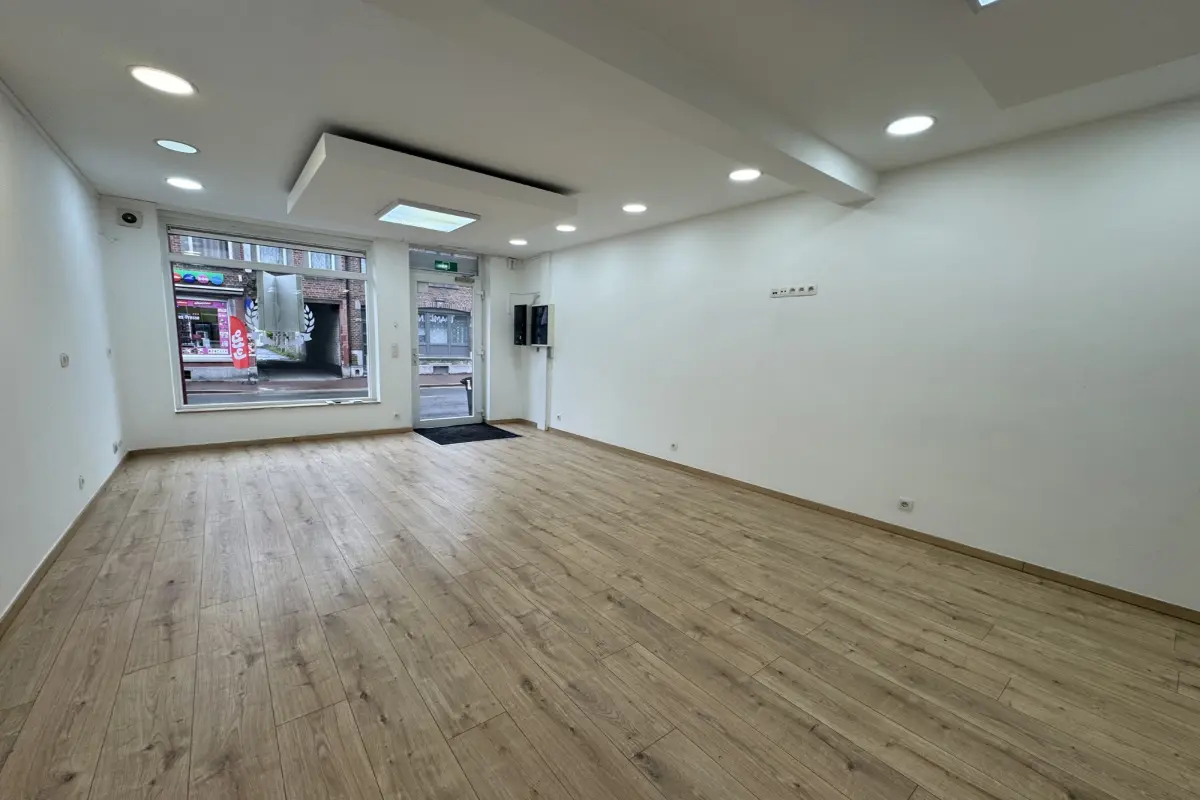 Commerce à louer à Soumagne 4630 900.00€  chambres 60.00m² - annonce 607822