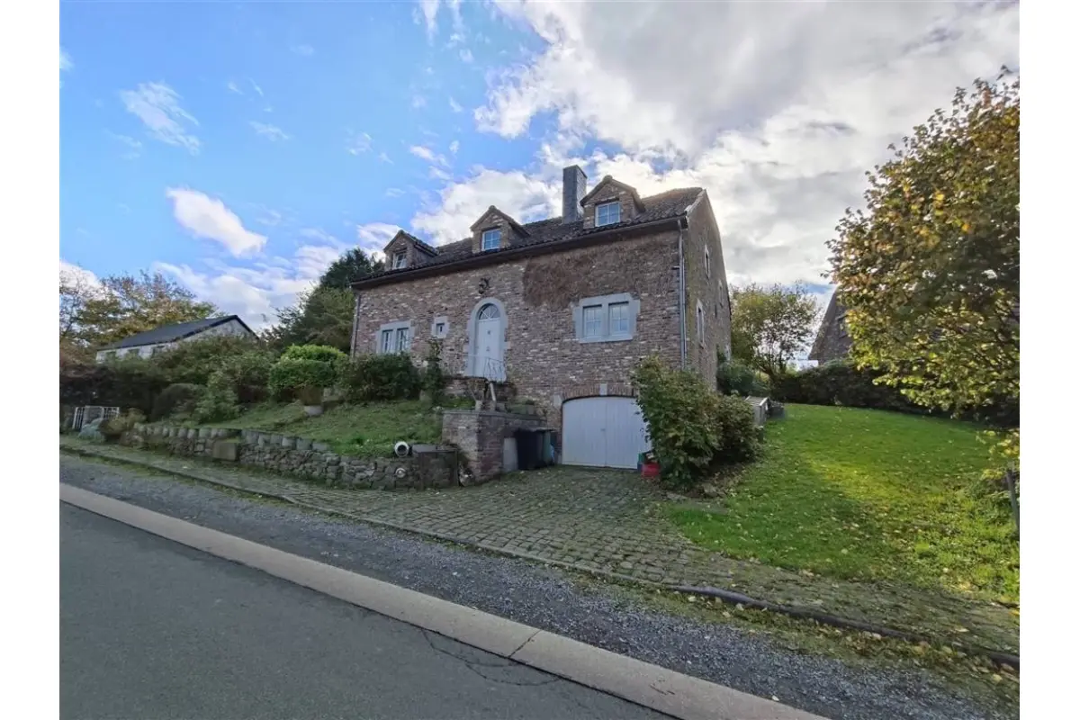 Maison à vendre à Bolland 4653 370000.00€ 4 chambres 266.00m² - annonce 609899