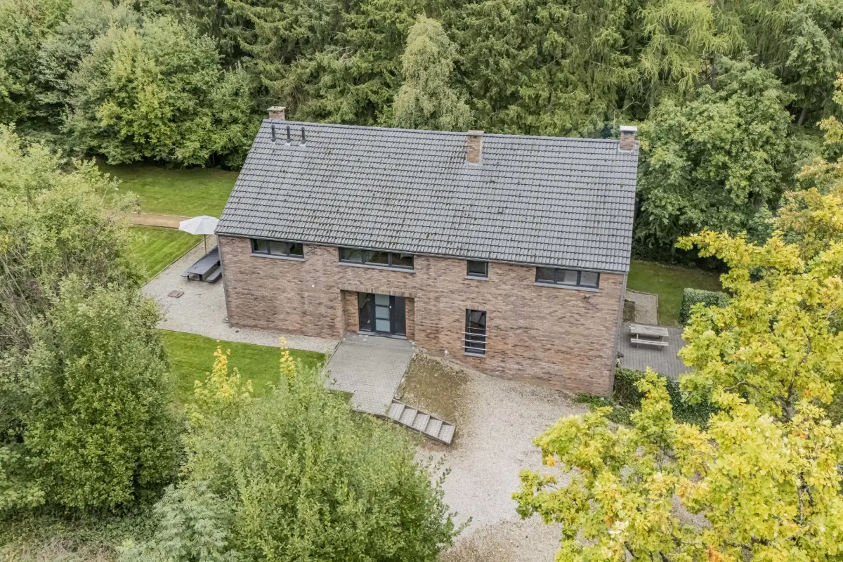 Immeuble de rapport - Immeuble à appartement à vendre à Stavelot 4970 925000.00€ 6 chambres 538.00m² - annonce 611318