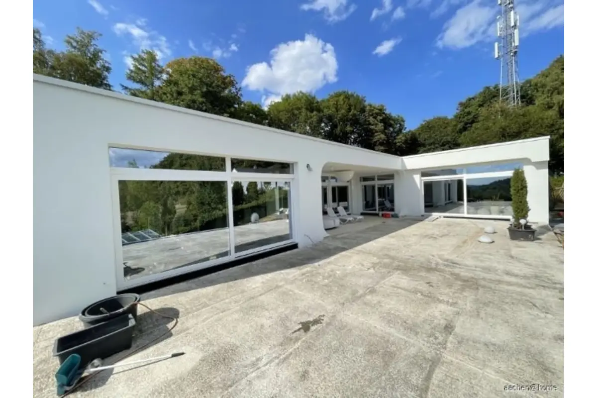 Villa à vendre à Hergenrath 4728 995000.00€ 3 chambres 398.00m² - annonce 613207