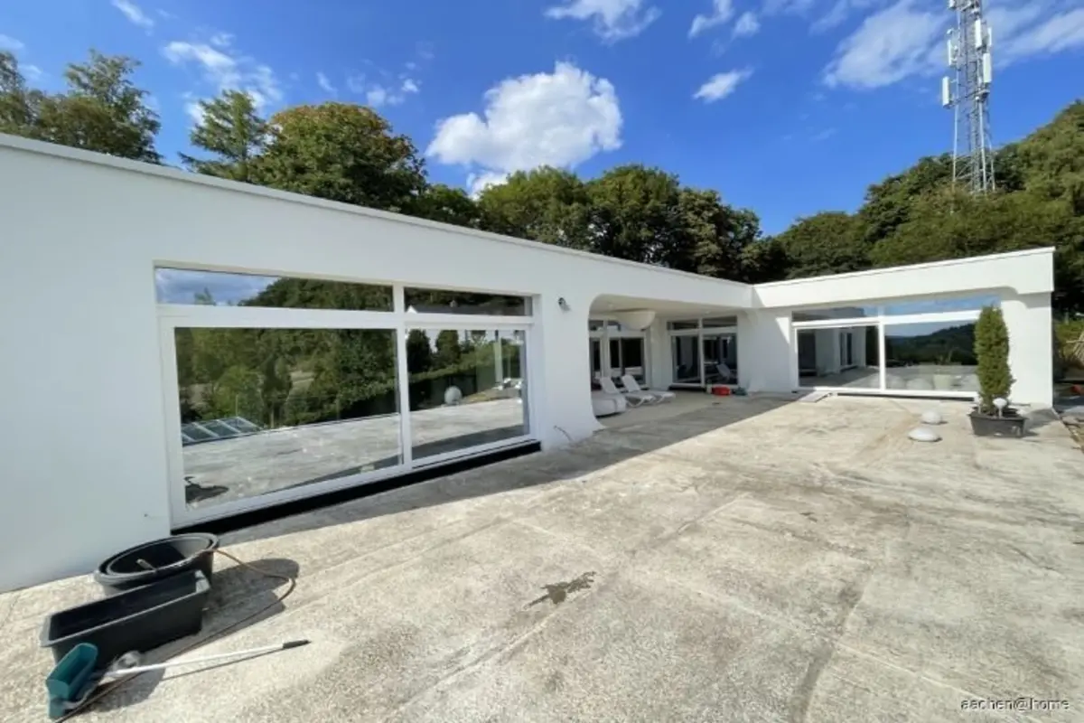 Villa à vendre à Hergenrath 4728 995000.00€ 3 chambres 398.00m² - annonce 613207