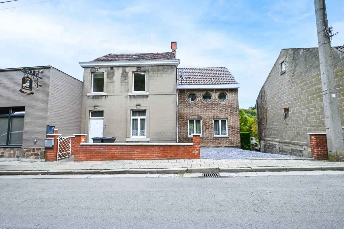 Immeuble de rapport - Immeuble à appartement à vendre à Wanze 4520 60000.00€ 2 chambres 147.00m² - annonce 613171