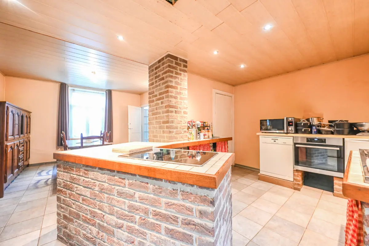 Maison à vendre à Wanze 4520 60000.00€ 2 chambres 147.00m² - annonce 613171