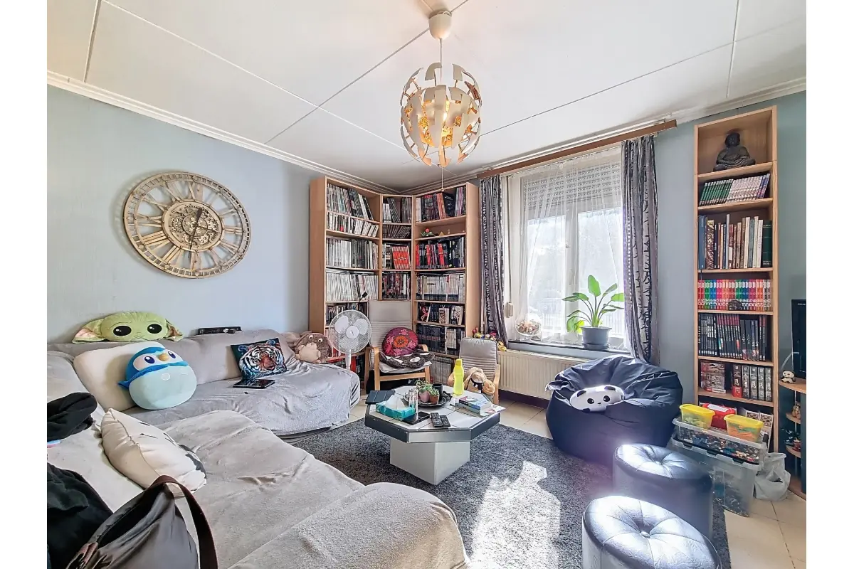 Immeuble de rapport - Immeuble à appartement à vendre à Liège 4000 190000.00€ 4 chambres 170.00m² - annonce 614073