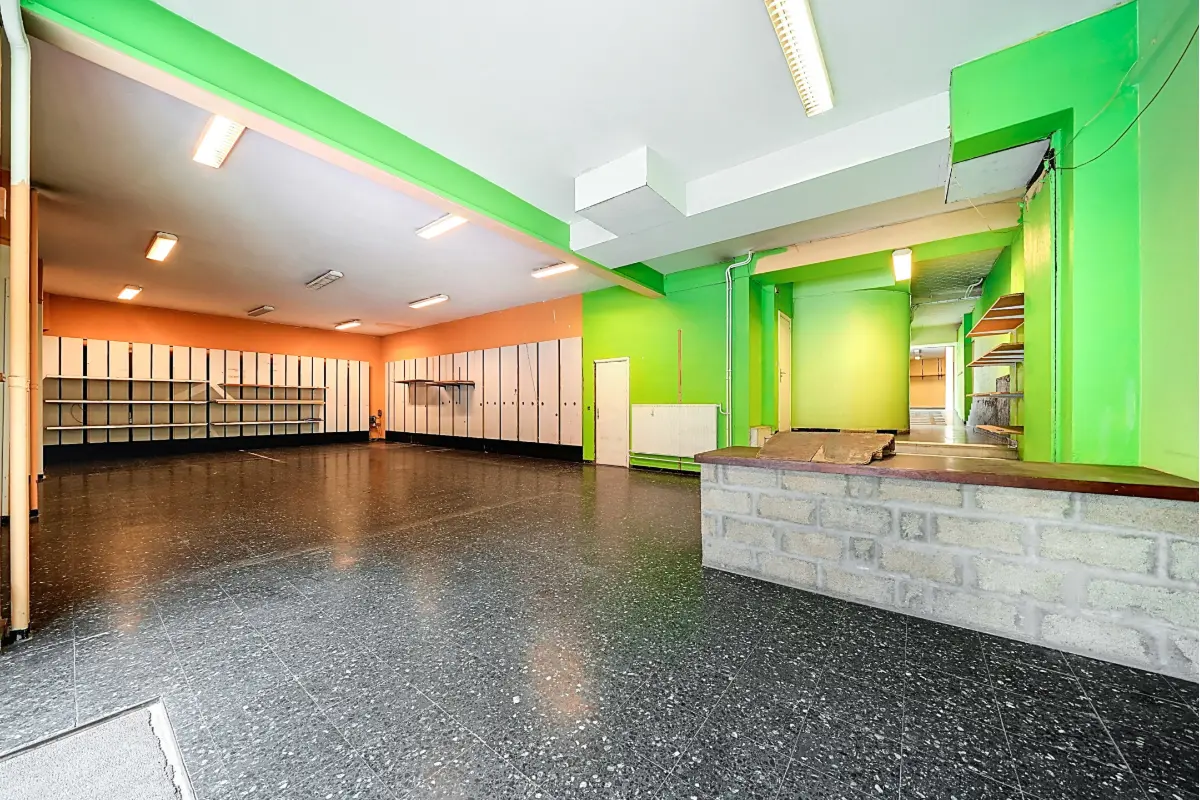 Commerce à vendre à Glain 4000 399000.00€  chambres 320.00m² - annonce 615026