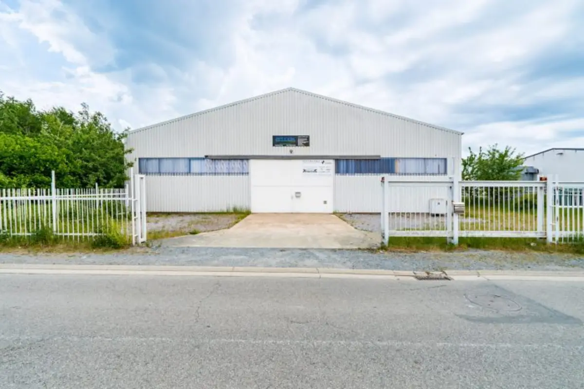 Commerce à louer à Eynatten 4731 2500.00€  chambres 1027.00m² - annonce 615449