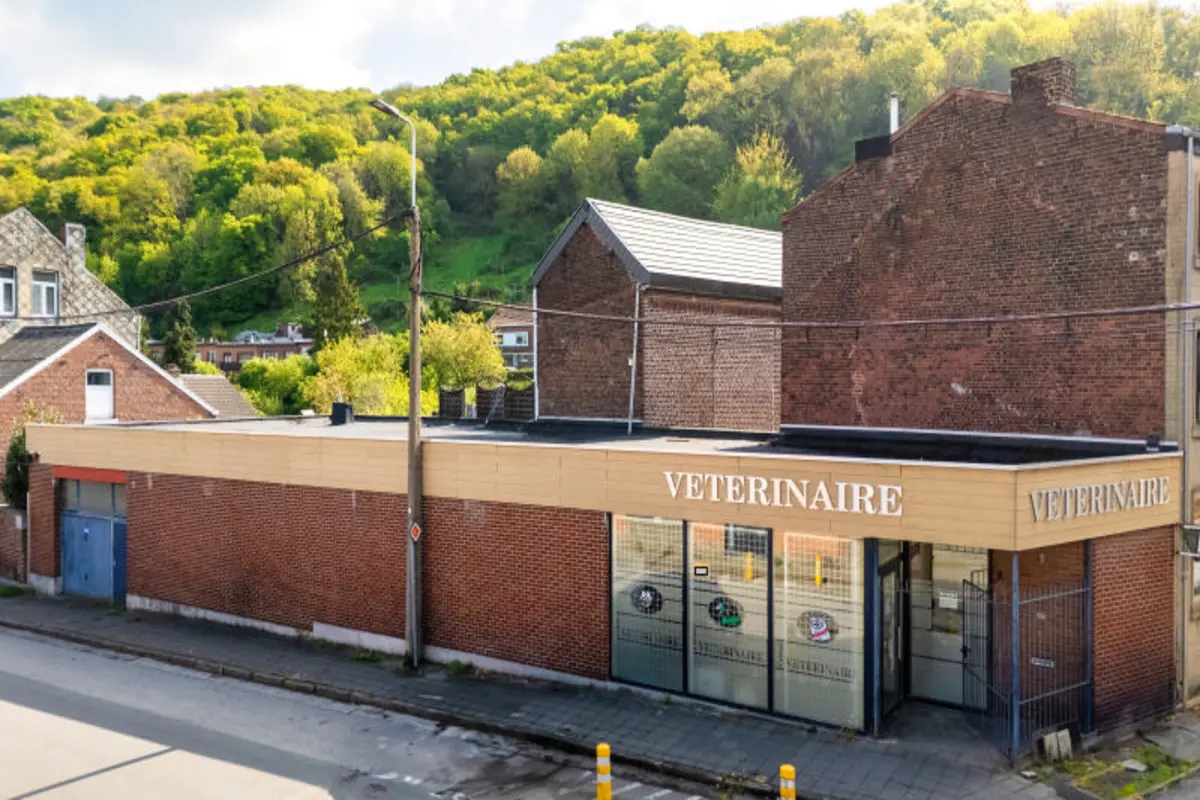 Commerce à vendre à Wandre 4020 279000.00€ chambres m² - annonce 616876