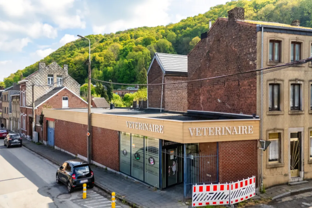 Commerce à vendre à Wandre 4020 279000.00€ chambres m² - annonce 616878