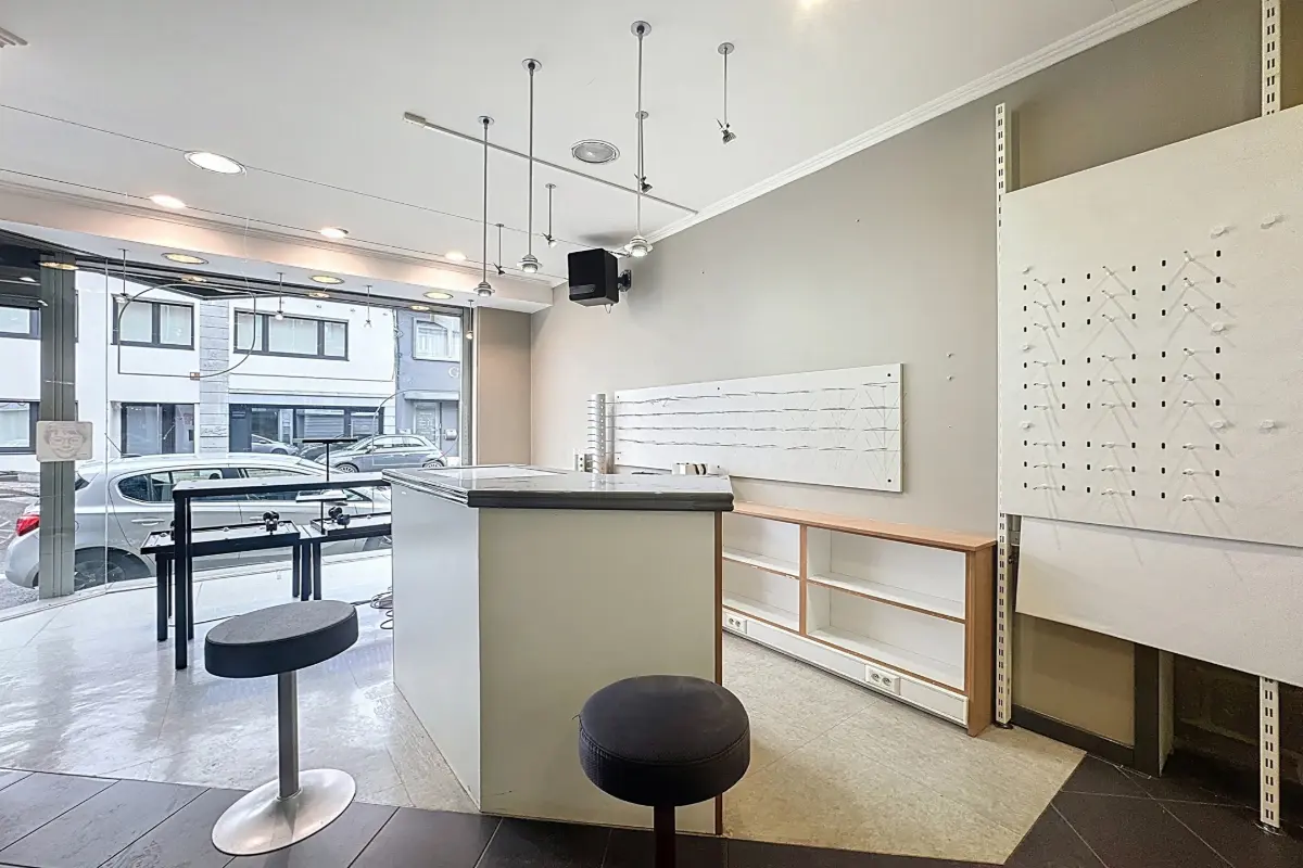 Commerce à louer à Soumagne 4630 1200.00€  chambres 90.00m² - annonce 617059