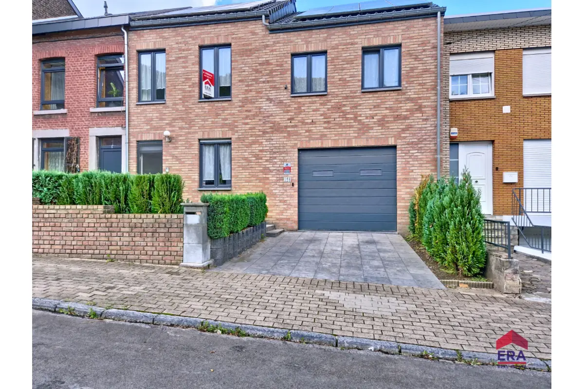 Maison à vendre à Ougrée 4102 299000.00€ 4 chambres 205.00m² - annonce 619843