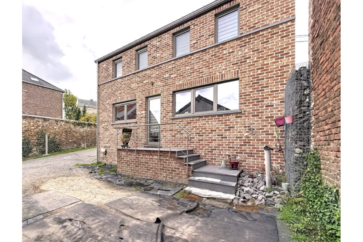 Maison à louer à Haccourt 4684 1200.00€ 3 chambres 126.00m² - annonce 620738