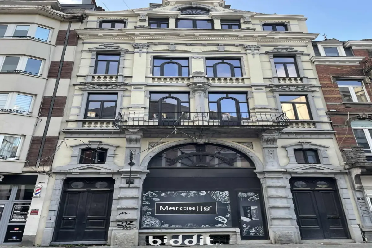 Immeuble de rapport - Immeuble à appartement à vendre à Verviers 4800 140000.00€ 4 chambres m² - annonce 621294