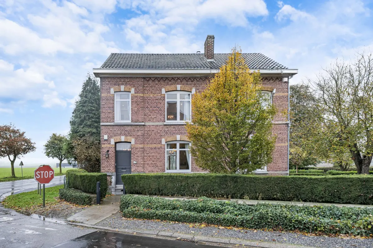 Maison à vendre à Grand-Axhe 4300 349000.00€ 5 chambres 293.00m² - annonce 626470