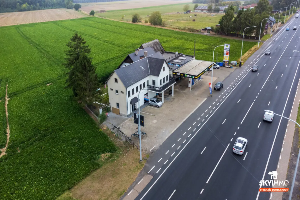 Commerce à  à Gembloux 5030 3000.00€  chambres 156.00m² - annonce 627157