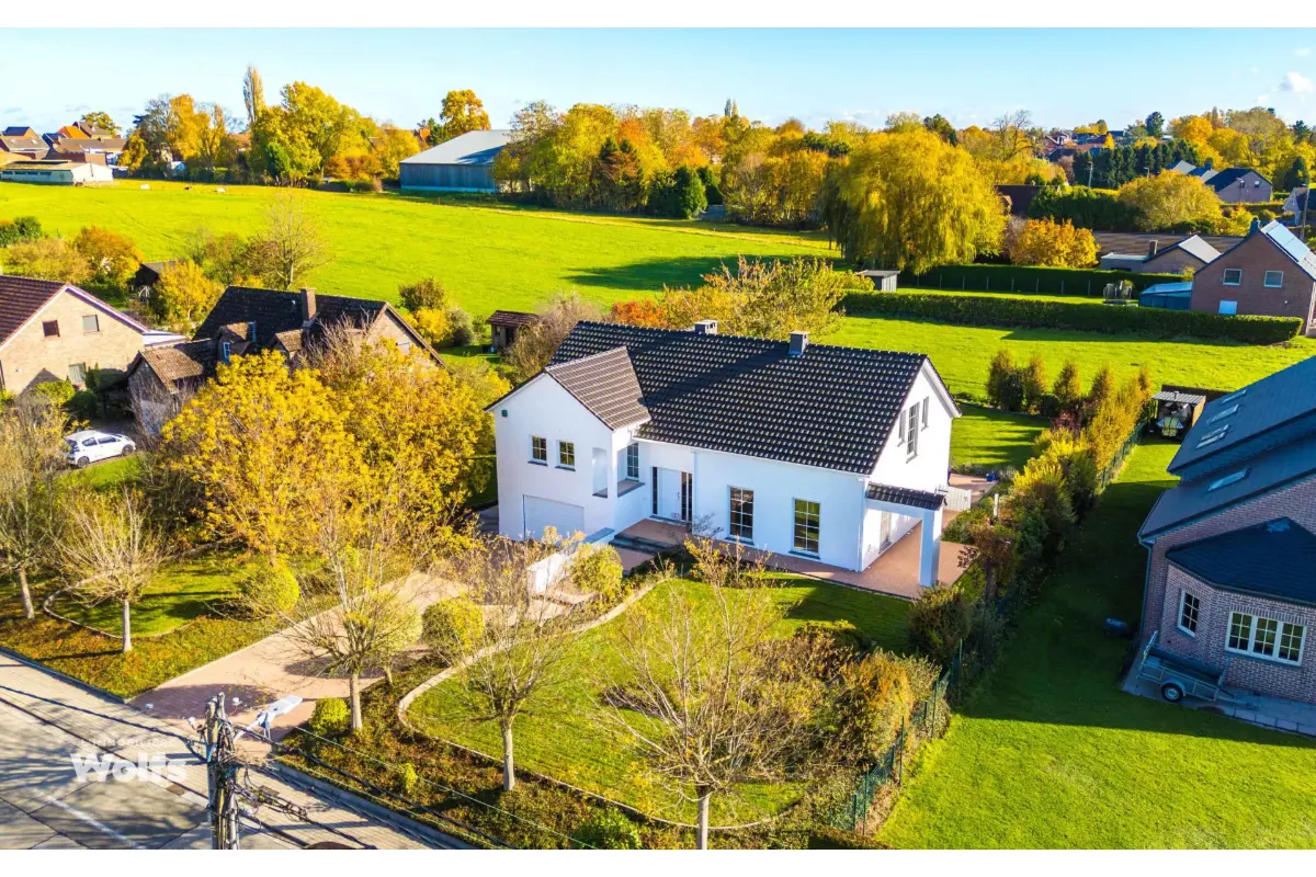 Villa à vendre à Villers-l'Evèque 4340 645000.00€ 4 chambres 325.00m² - annonce 627826