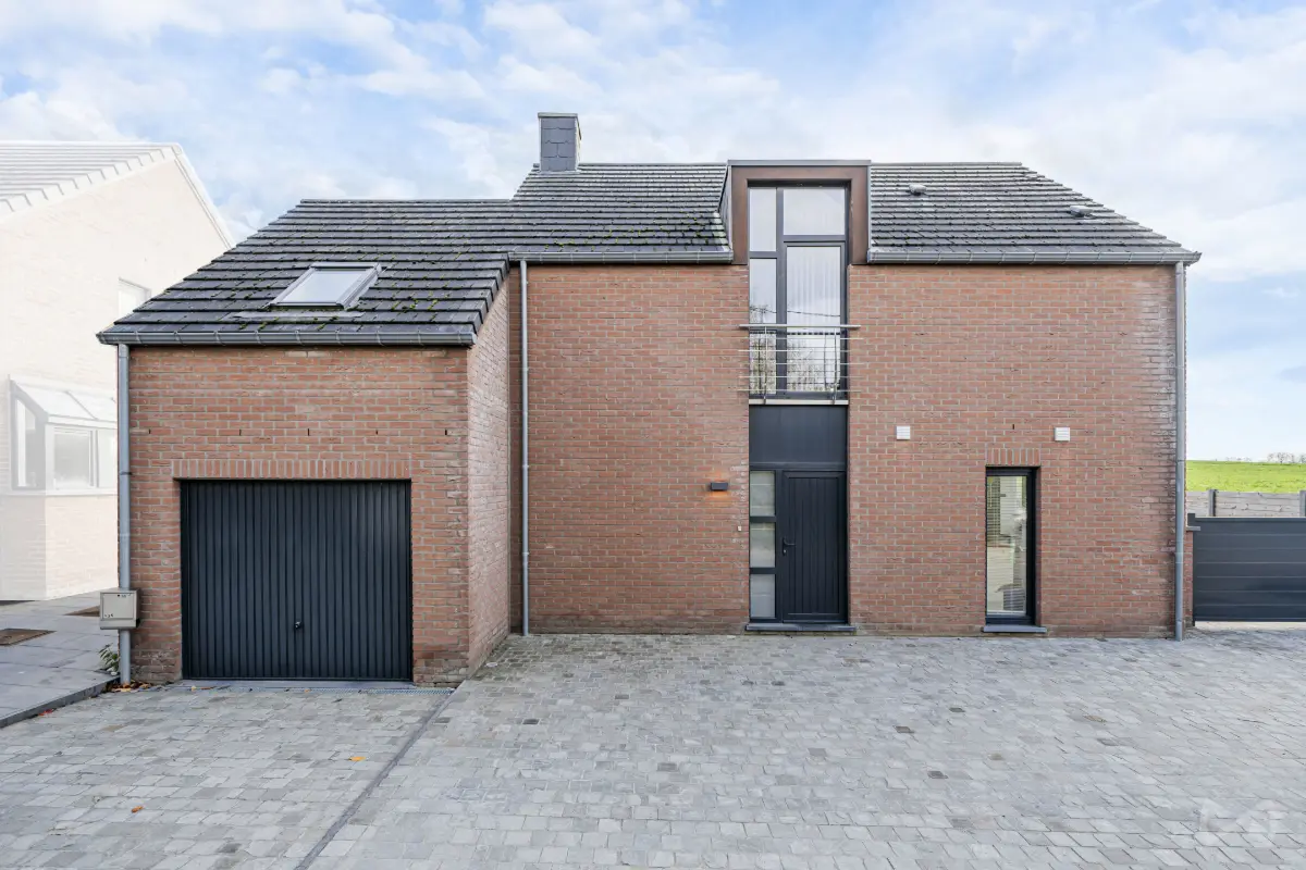 Maison à vendre à Lincent 4287 345000.00€ 3 chambres 142.00m² - annonce 629537