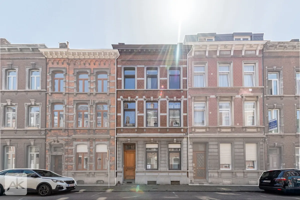 Immeuble de rapport - Immeuble à appartement à vendre à Liège 4000 480000.00€ 4 chambres 259.00m² - annonce 629006
