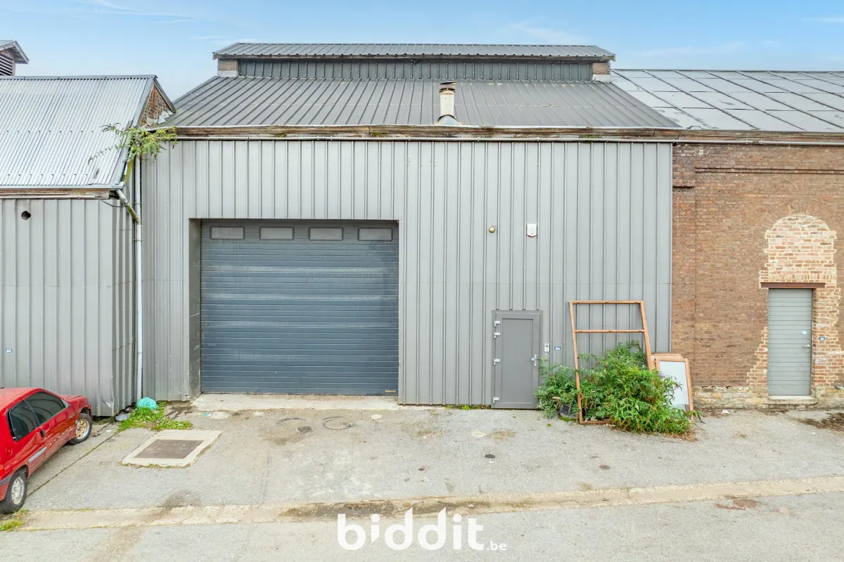 Commerce à vendre à Forêt 4870 70000.00€  chambres m² - annonce 630090