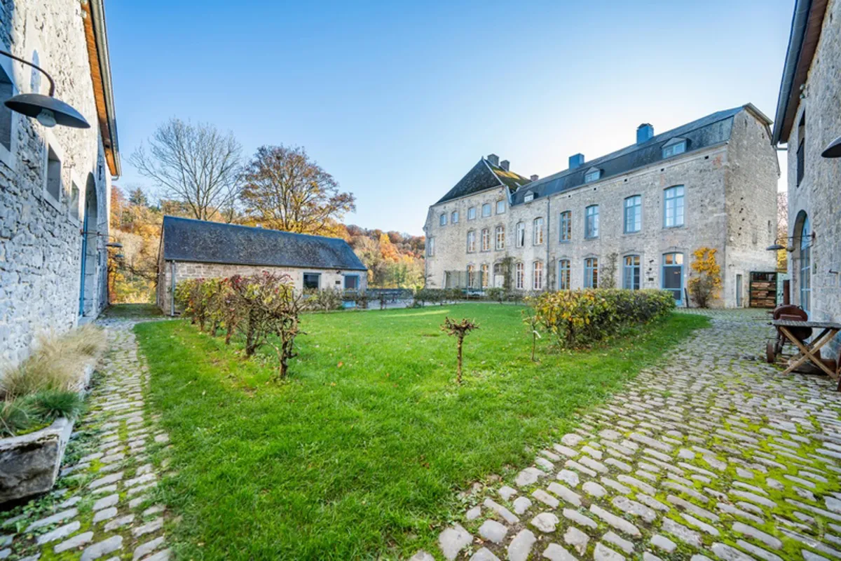 Maison à vendre à Vyle-et-Tharoul 4570 1200000.00€ 9 chambres 853.00m² - annonce 632428