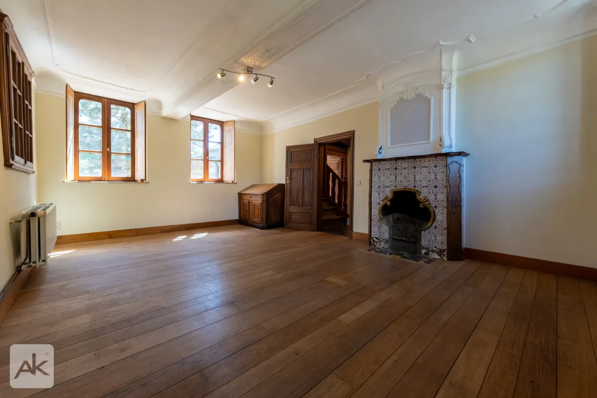 Maison à  à Soiron 4861 550000.00€ 5 chambres 273.00m² - annonce 635259