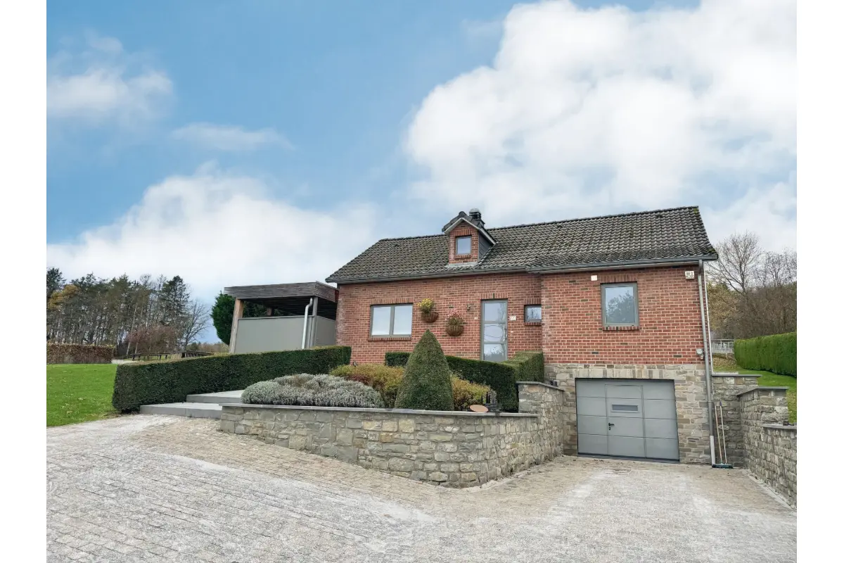 Villa à vendre à Chevron 4987 475000.00€ 3 chambres 145.00m² - annonce 635544