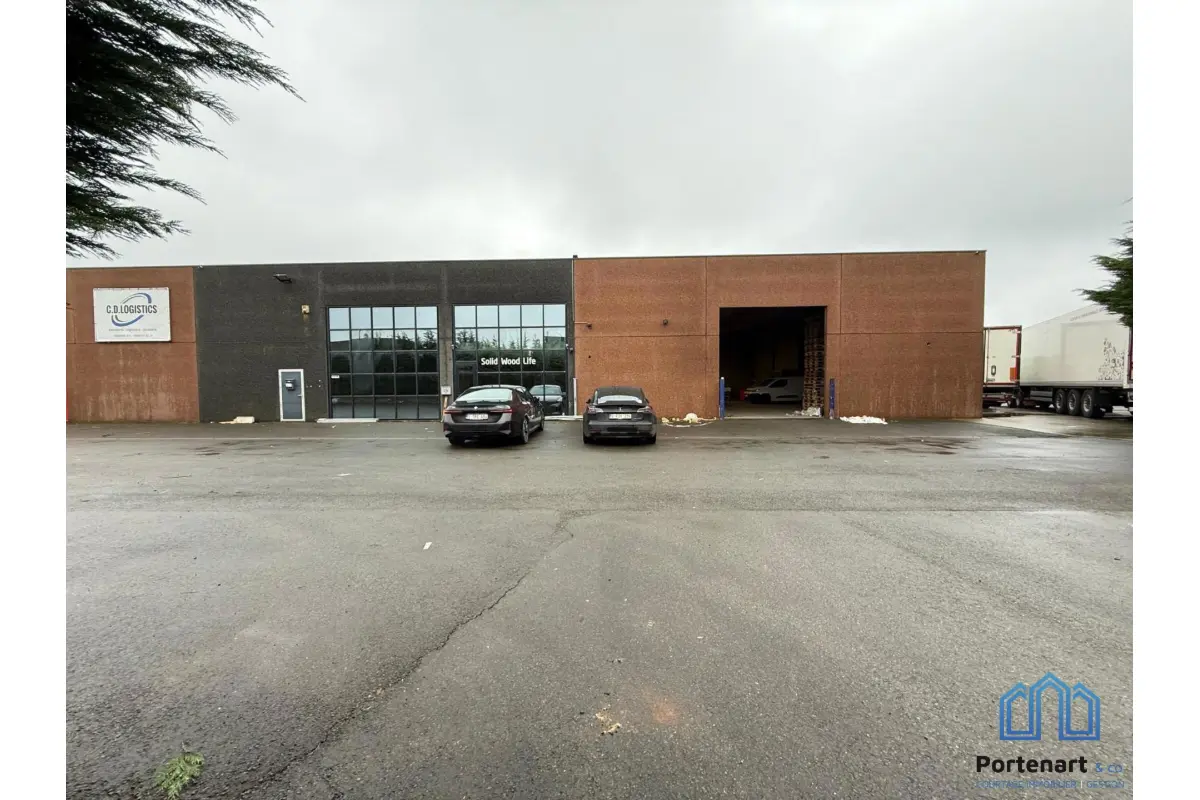 Commerce à louer à Wanze 4520 2000.00€  chambres 530.00m² - annonce 636484