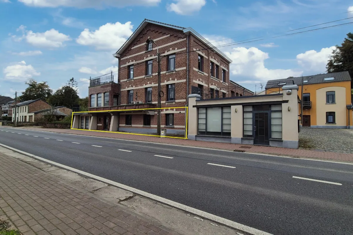 Commerce à  à Bassenge 4690 1100.00€  chambres 90.00m² - annonce 637550