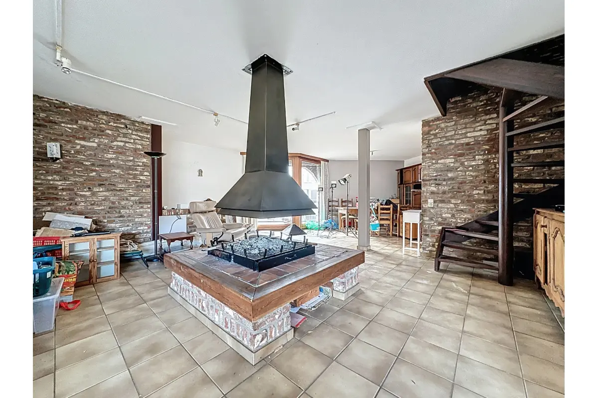 Maison à vendre à Hamoir 4180 750000.00€ 4 chambres 1750.00m² - annonce 637246