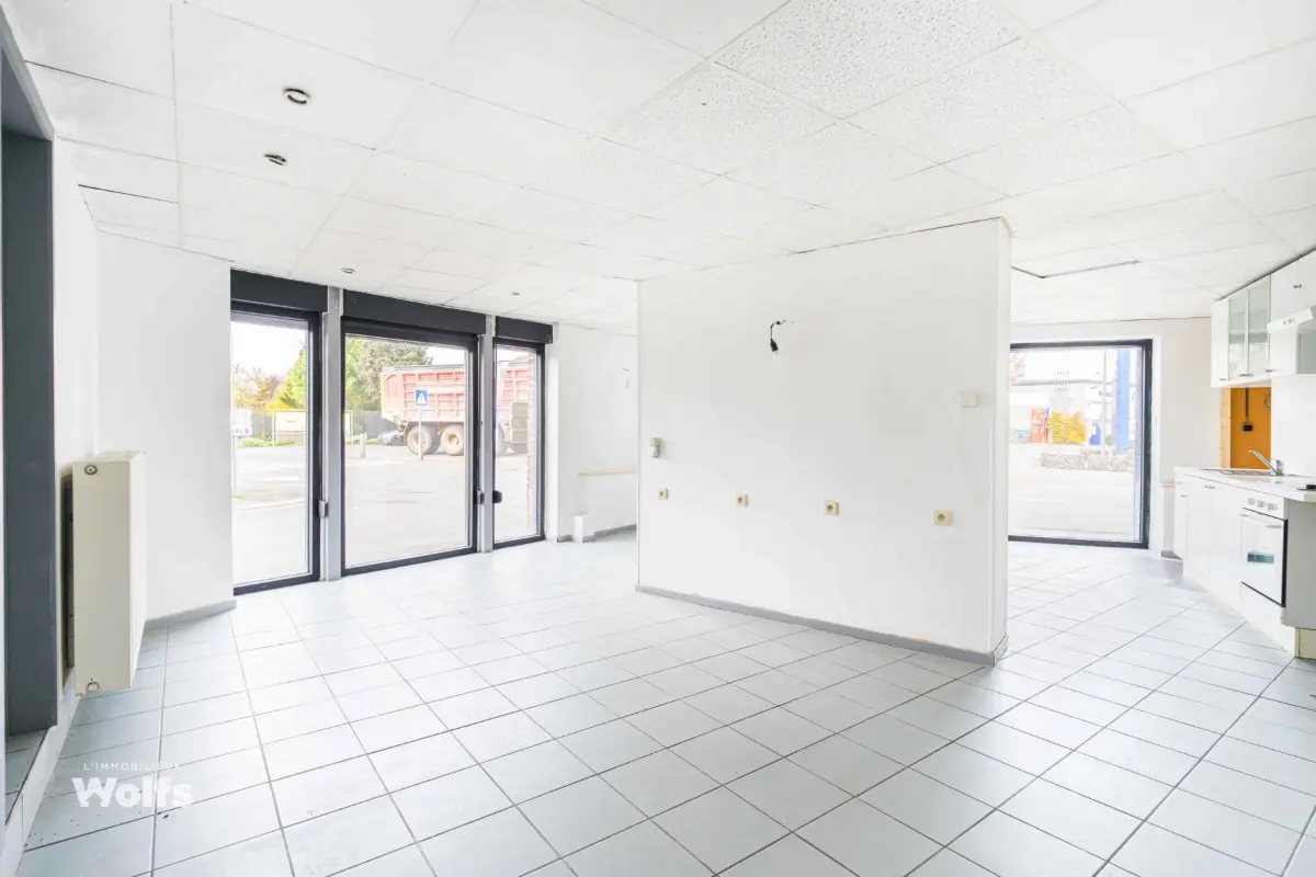 Commerce à vendre à Visé 4600 159000.00€  chambres 97.00m² - annonce 638871