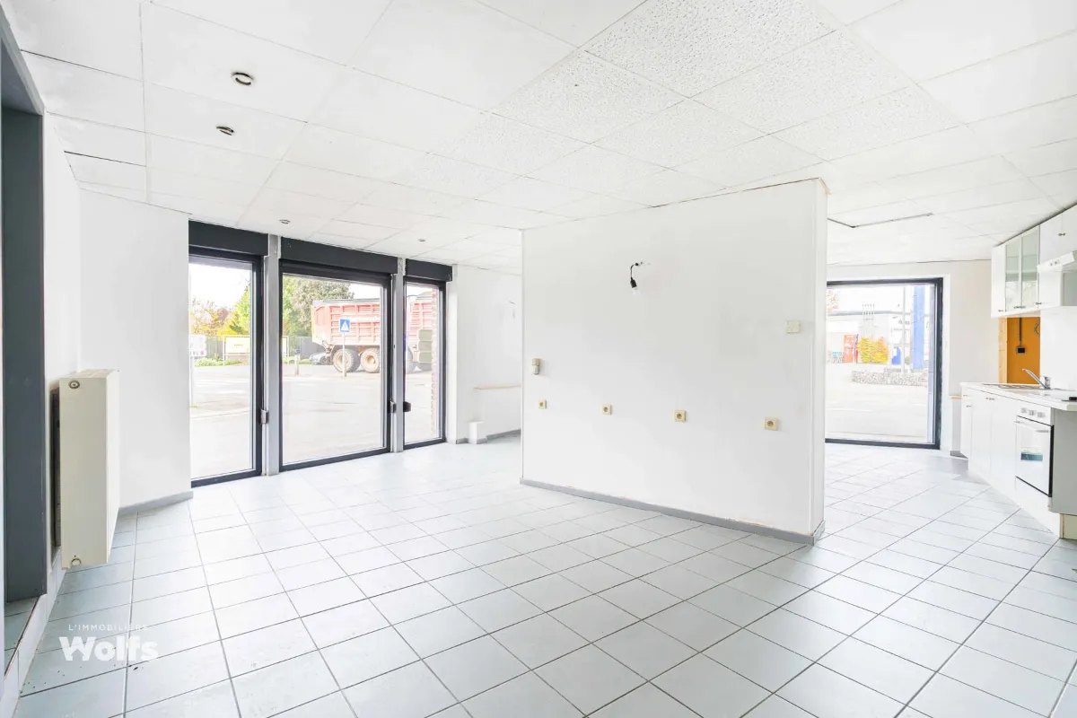 Commerce à  à Visé 4600 159000.00€  chambres 97.00m² - annonce 638871