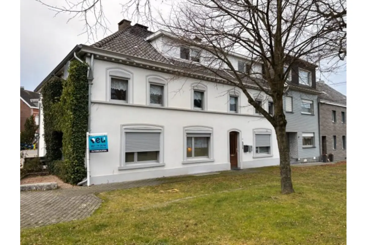 Maison à vendre à Raeren 4730 198000.00€ 3 chambres 180.00m² - annonce 639010